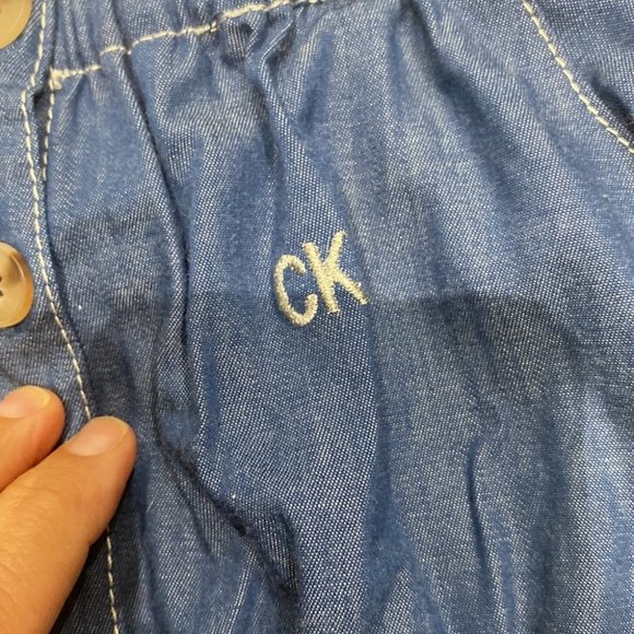 Calvin Klein Jeans Girl White Blue Chambray Off Shoulder Dress Size 4 - Picture 3 of 7